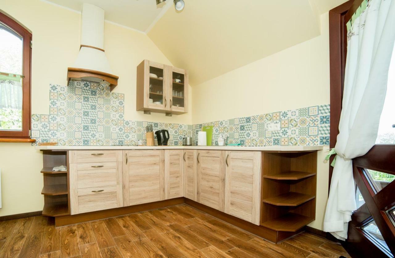 Apartamenty Romanowka Raszow Экстерьер фото